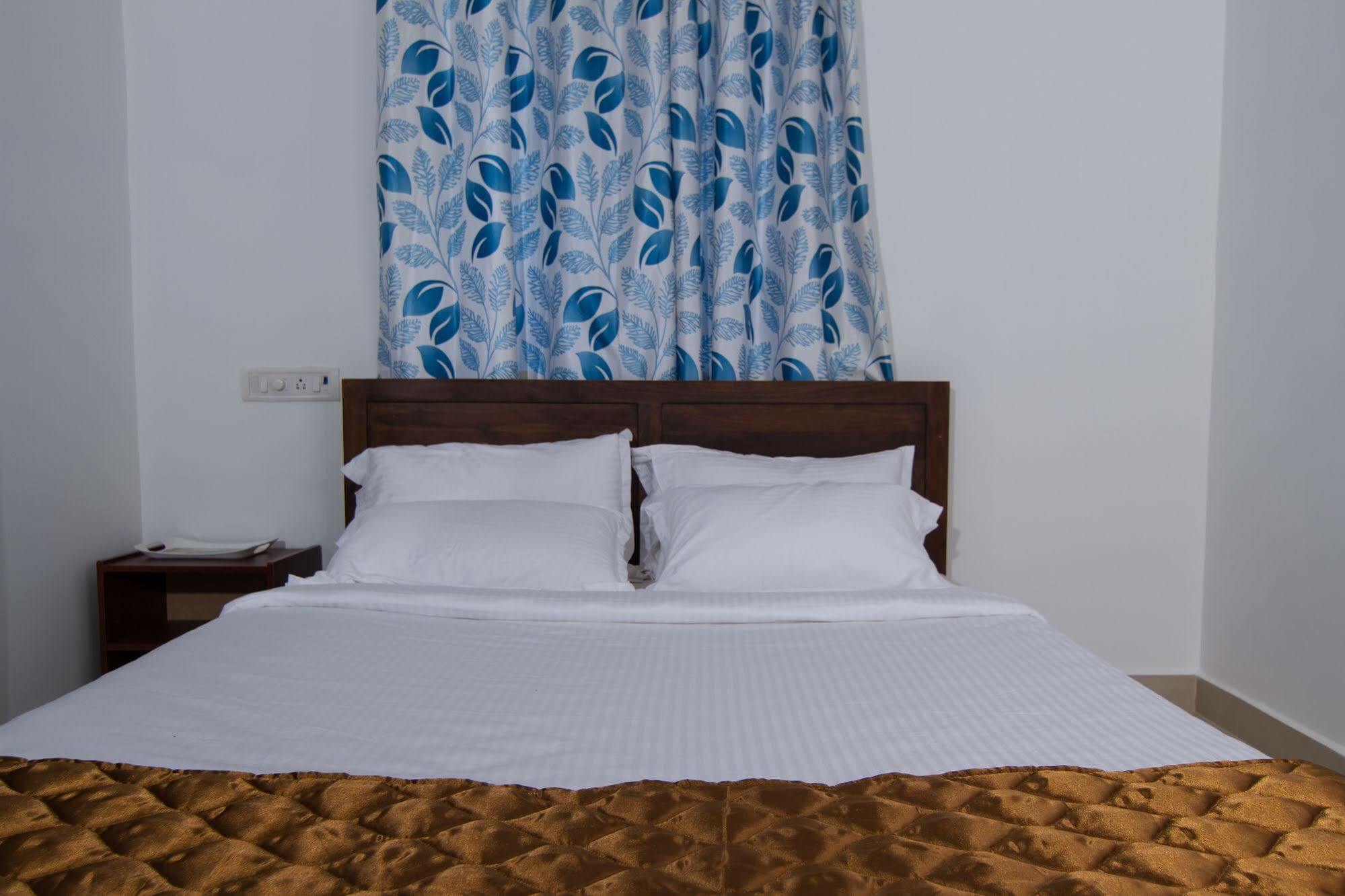Phoenix Hospitality Services Chennai Exteriör bild